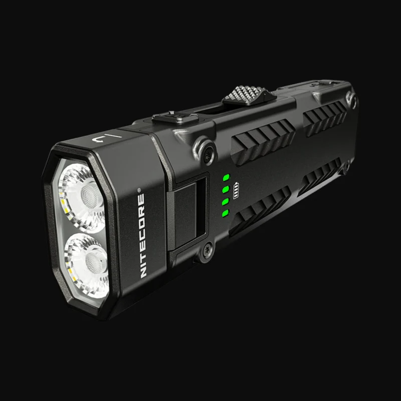 Lampe EDC tete rotative Nitecore EDC09 1600 lumens, vue trois quarts double LED et indicateurs de charge